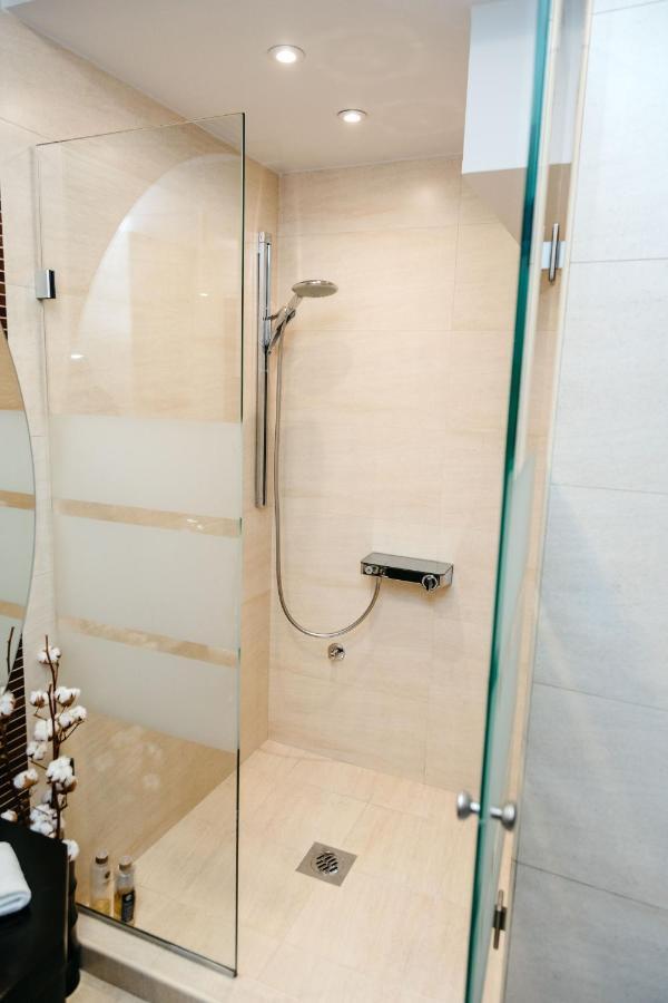 Appartamento Rosewood Podgorica Esterno foto